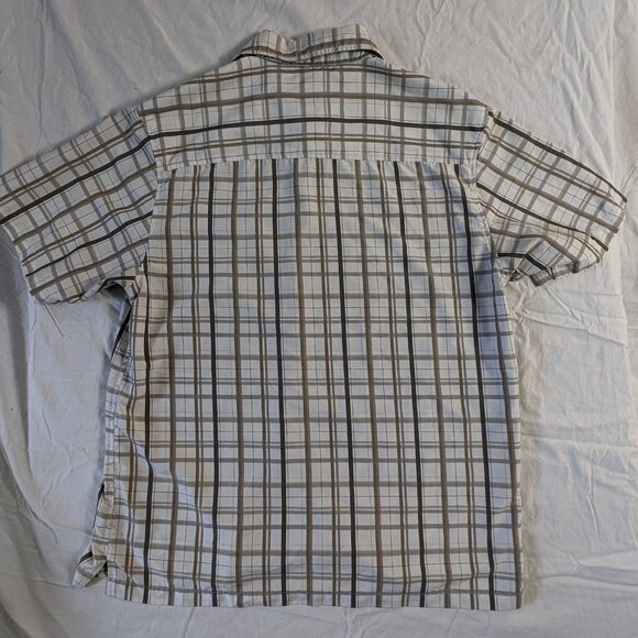 NEVADA MEN'S BUTTON UP FRONT SHORT SLEEVE SHIRT COLLAR NECK SIZE MEDIUM CASUAL - Picture 11 of 16